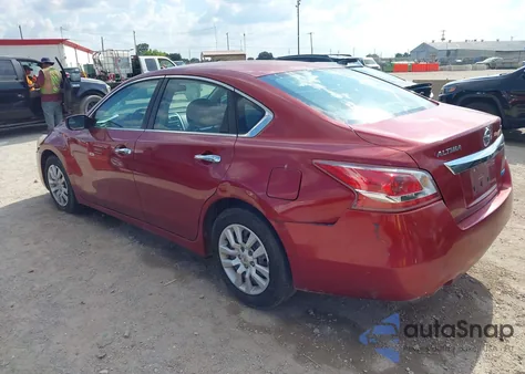 2013 Nissan Altima 2.5 S z USA, uszkodzony, nr VIN 1N4AL3AP3DC128090